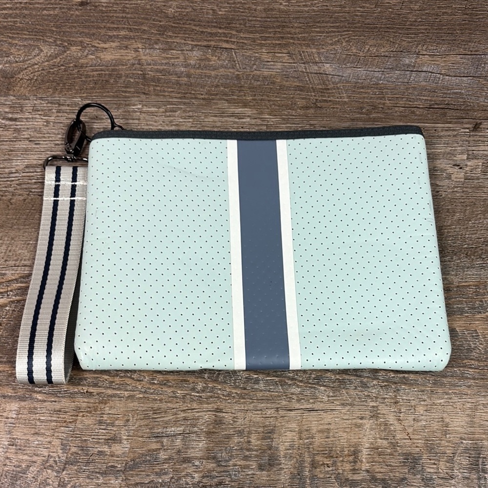 Haute Shore Beth Clutch Lake